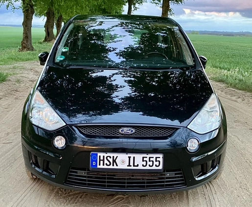 Ford S-Max cena 18900 przebieg: 291000, rok produkcji 2008 z Czarne małe 137